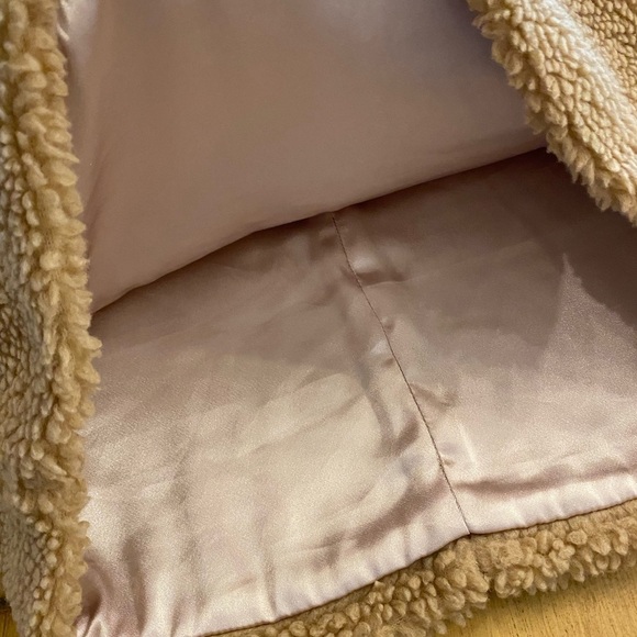 Aliette Women’s Sherpa Faux Fur Mini Skirt Tan Lined New w/o tag size 10 - Picture 9 of 16